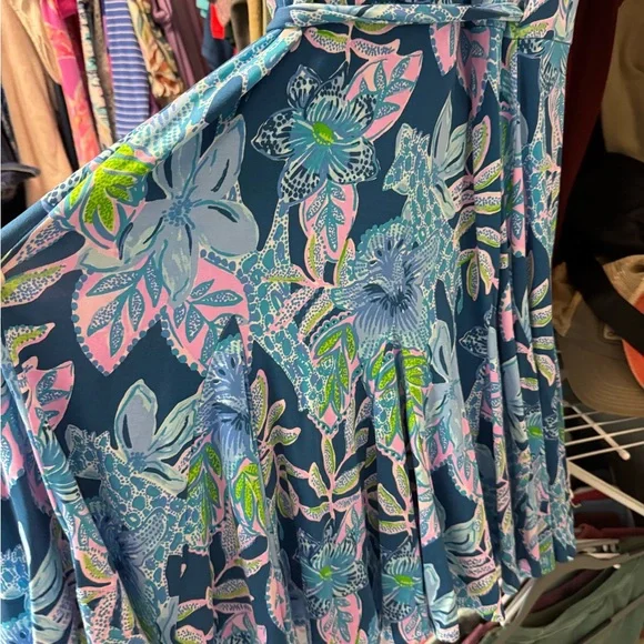 Lilly Pulitzer wrap dress - Picture 5 of 8